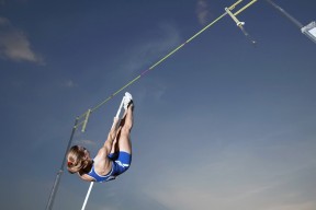 澳大利亚女子泳队屡创佳绩，澳大利亚女子游泳冠军