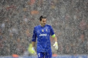 中国女篮不断尝试新阵容组合寻求突破，中国女篮不断尝试新阵容组合寻求突破的原因