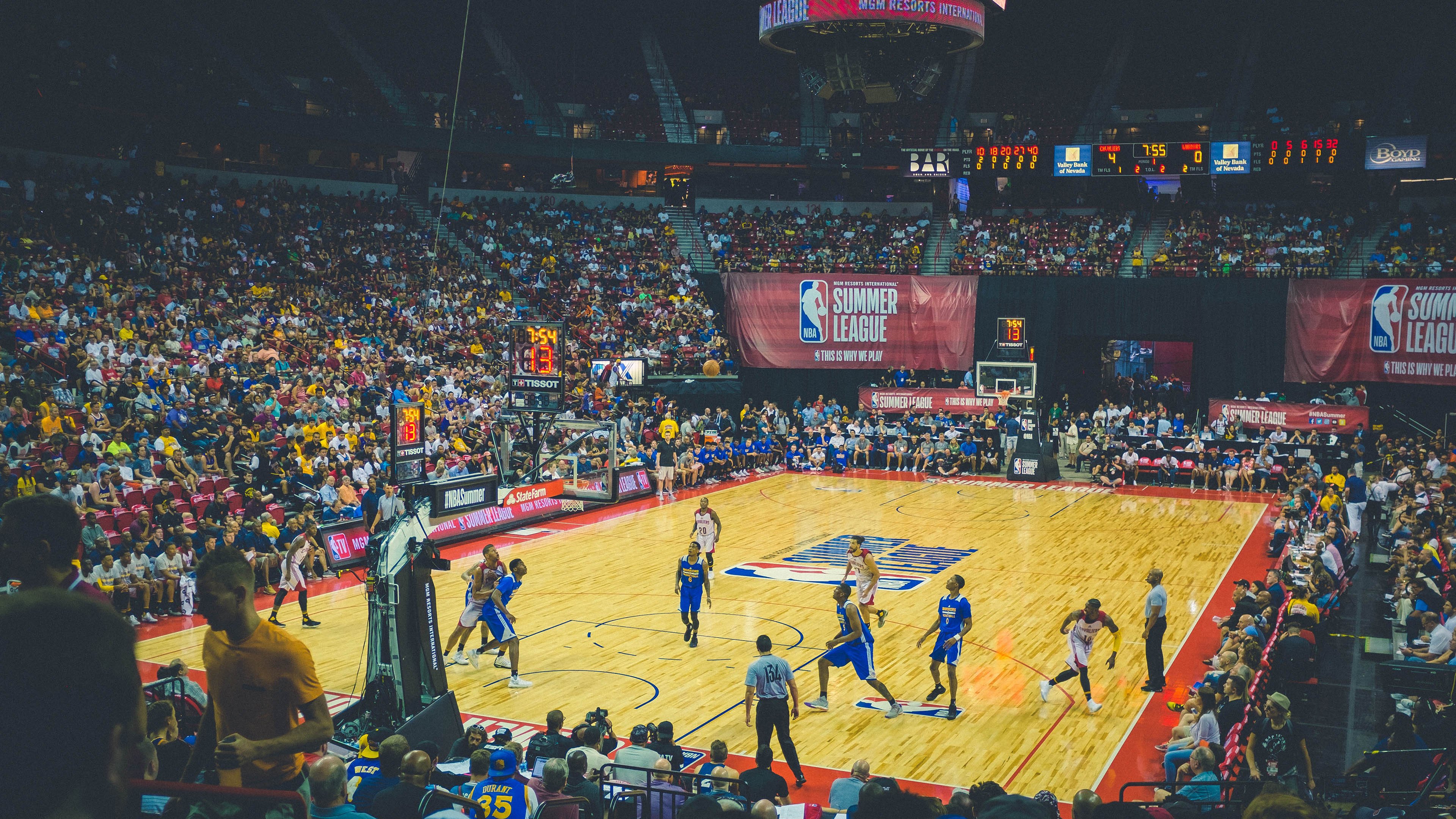 凯尔特人队员轮休制度引发战术讨论，凯尔特人首轮